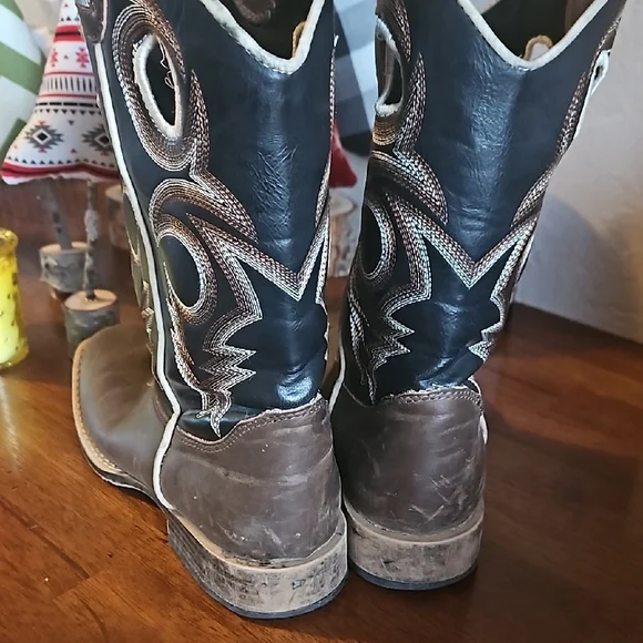 Kids Cowboy Boots - Black and Brown - Picture 4 of 5